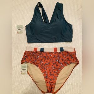 NWT Size L Nani Swimwear bikini.